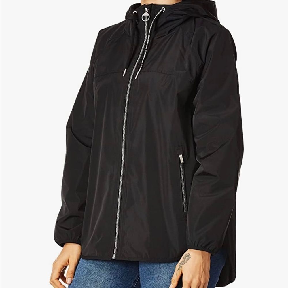 Calvin Klein Women crossover back water repellent specter Jacket , Size Med - Picture 1 of 8